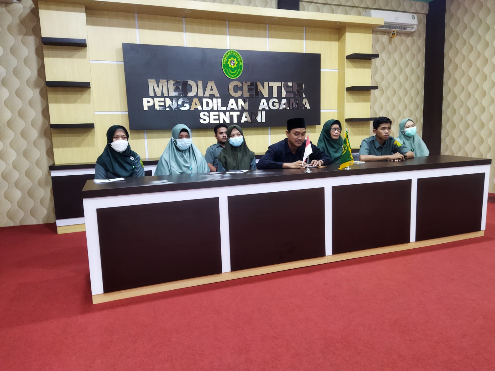 zoom perempuan dan anak 2